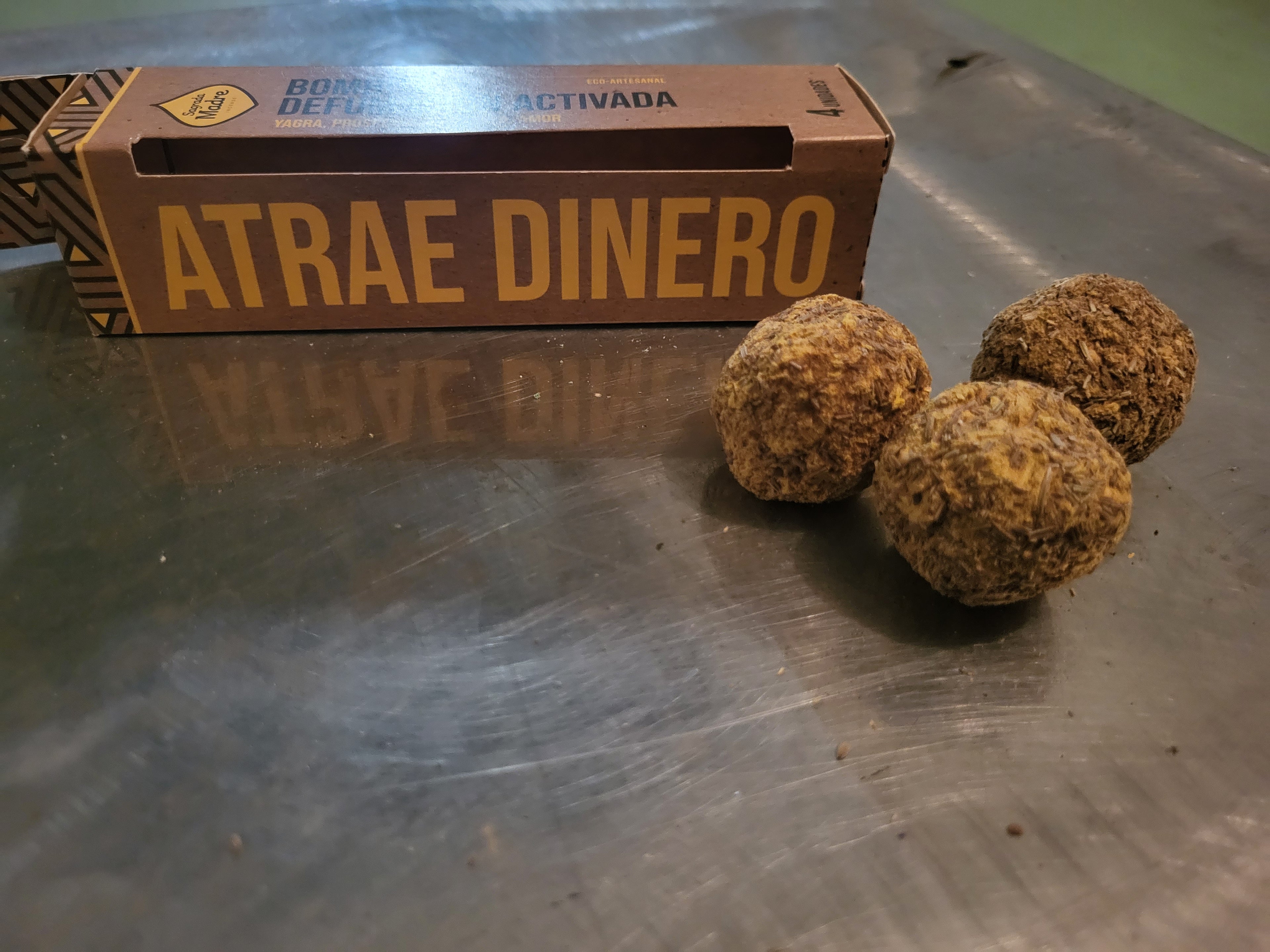 Bombitas atrae dinero Sagrada Madre