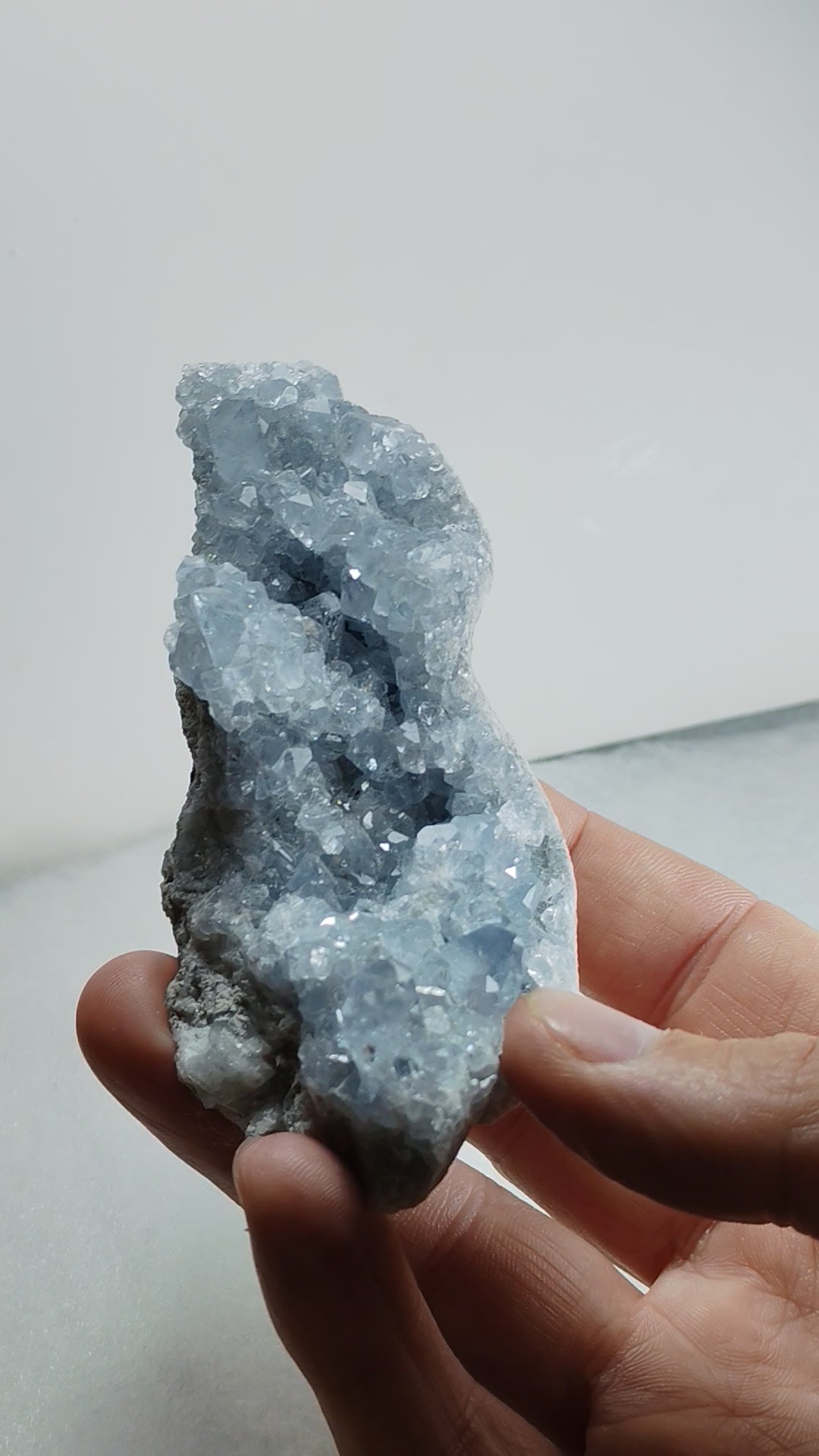 Drusa Celestina grezza